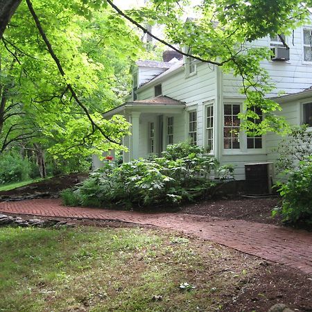 לינה וארוחת בוקר Clinton Corners Private Setting On Country Farm Near Rhinebeck מראה חיצוני תמונה